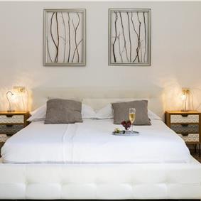 Luxury 5 Bedroom Beachfront Villa near Dubrovnik, Sleeps 11-12